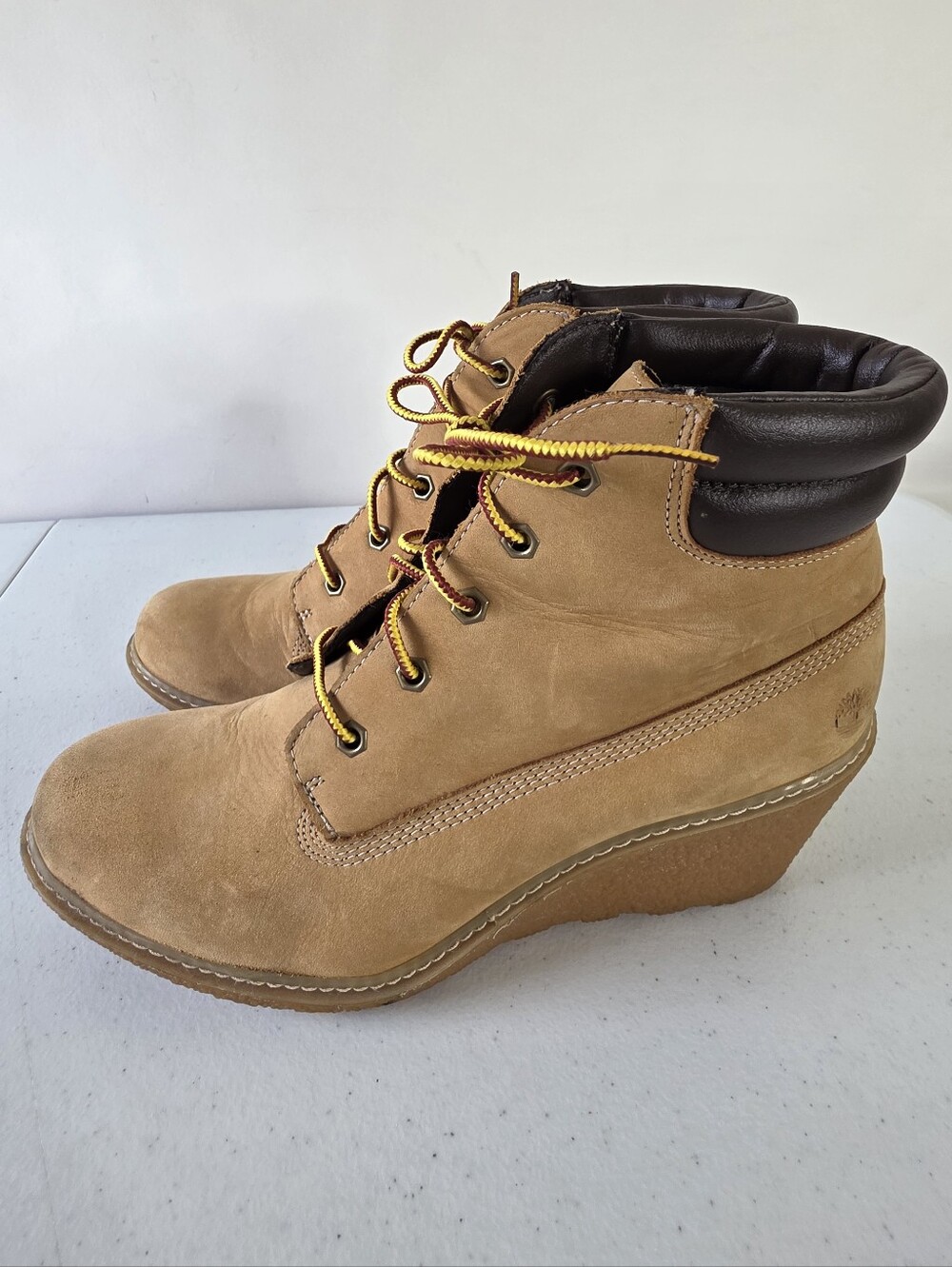 Timberland Women's Earthkeepers Amston Wedge Boots Size 9 Nubuck Lace-up Shoes